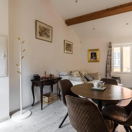 Cocon Dans La Vieille Appartement *